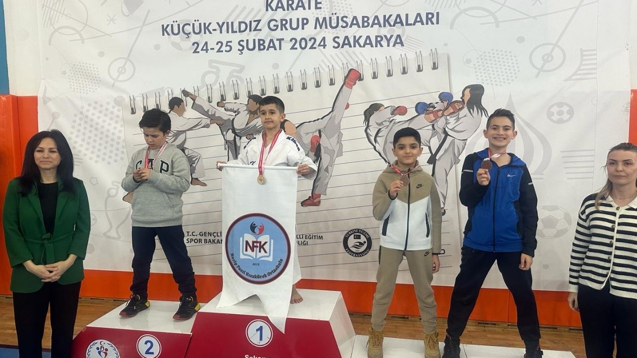 Karate Bölge Finalleri'nde Derece 