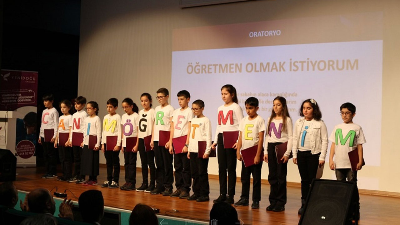 24 Kasım Öğretmenler Günü'nü Coşkuyla Kutladık
