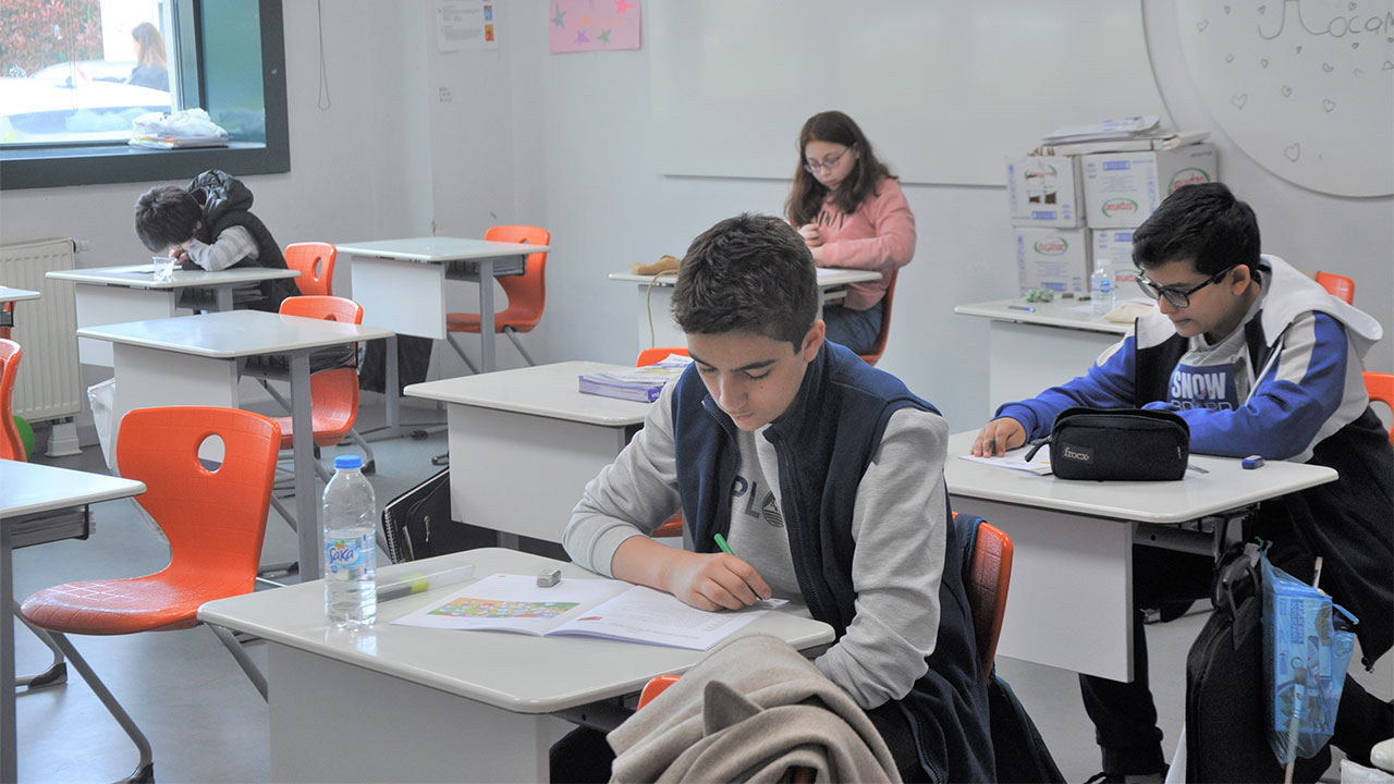 Öğrencilerimiz ESOL Sınavı Başarı Belgelerini Aldı