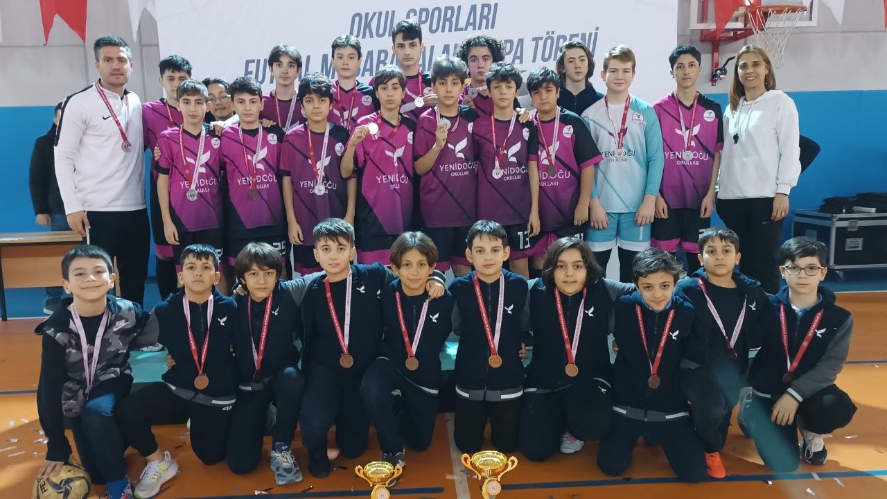 Futsal Turnuvası'nda Derece 