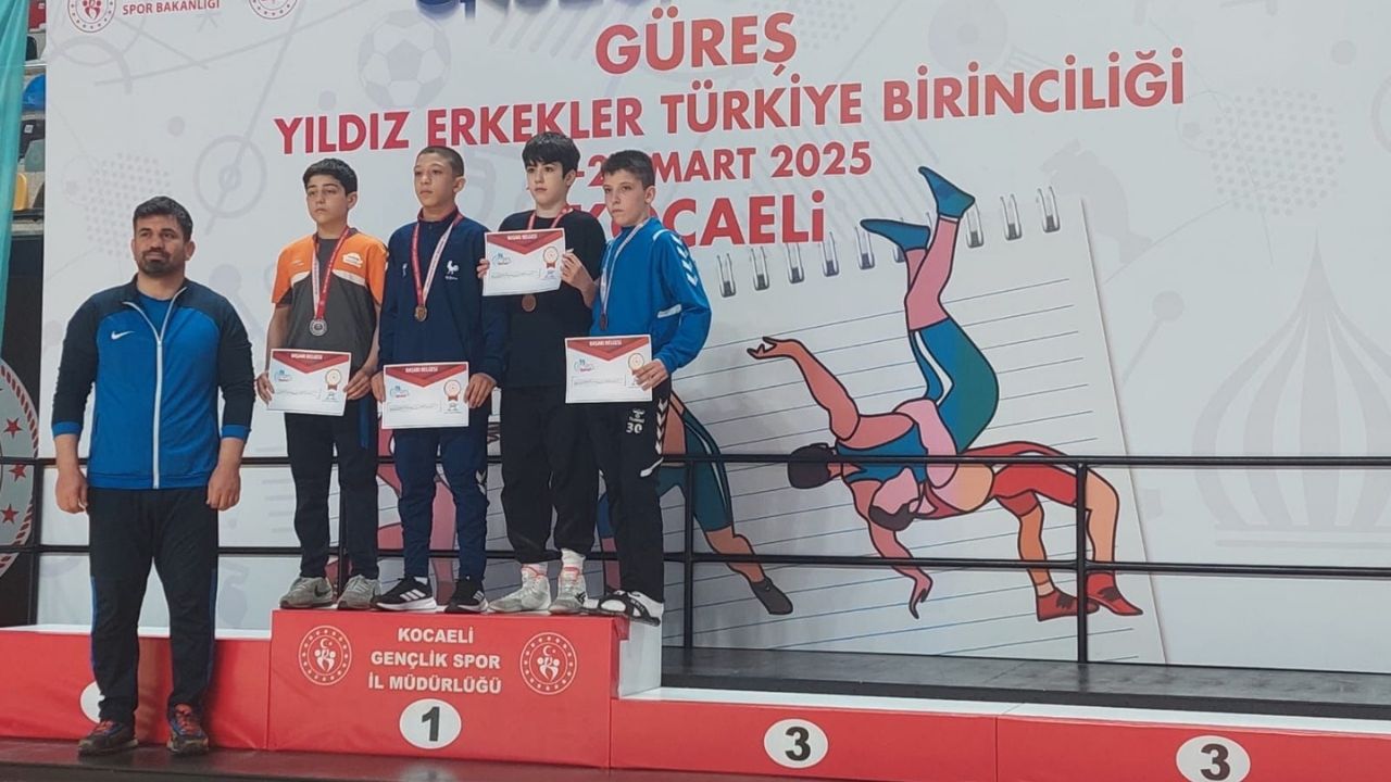 Güreş Şampiyonasında Başarı