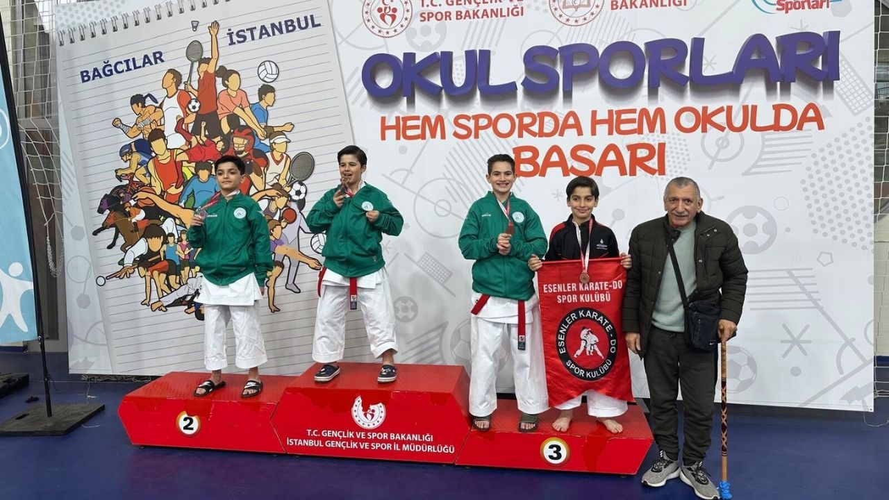 Karate Şampiyonasında Üçüncülük