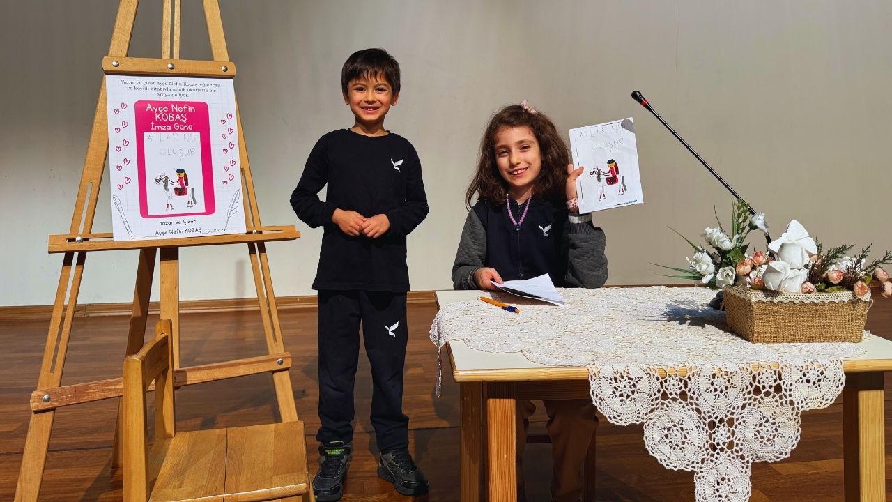Minik Yazarımızın İmza Günü