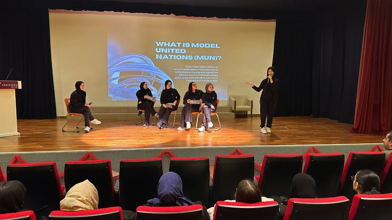 Model United Nations (MUN) Buluşması