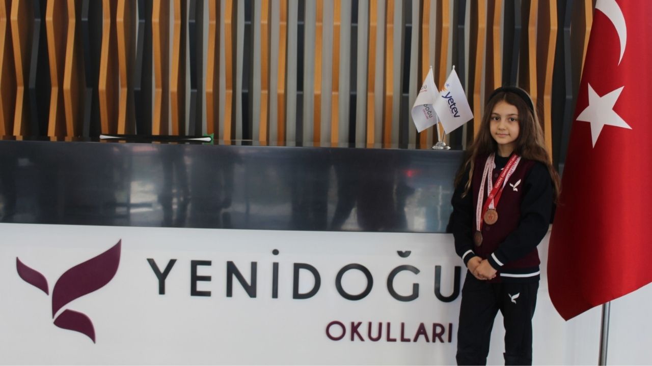 Okul Sporları Yüzme Müsabakaları'nda Bronz Madalya 